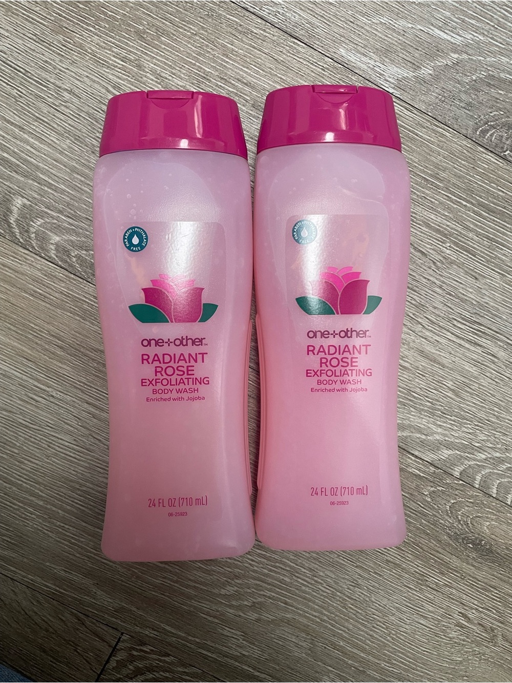 Radiant Rose Exfoliating Body Wash